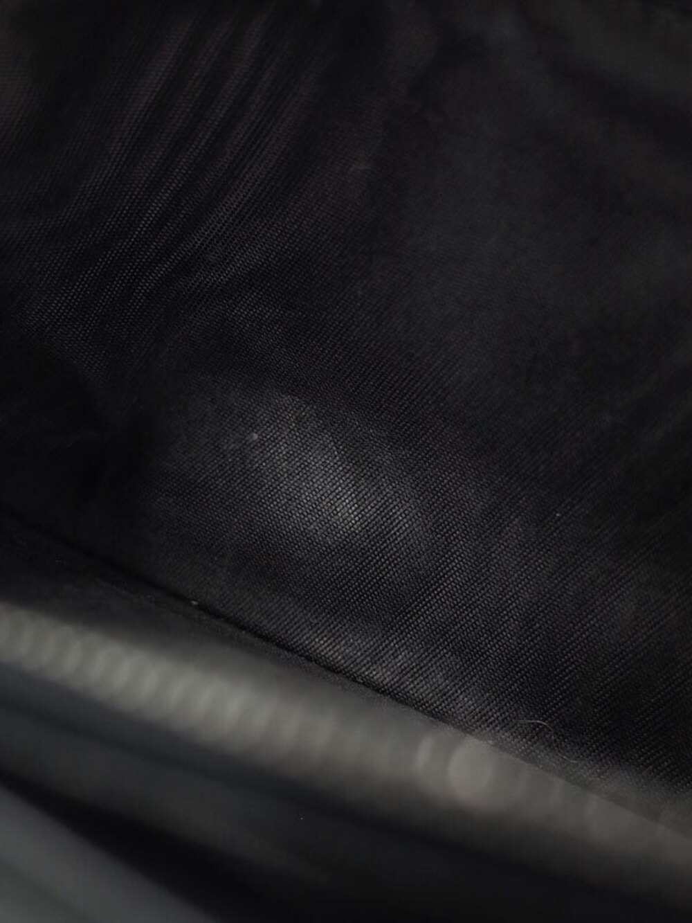 Bottega Veneta Intrecciato Round Zipper Long Wallet - Picture 4 of 9